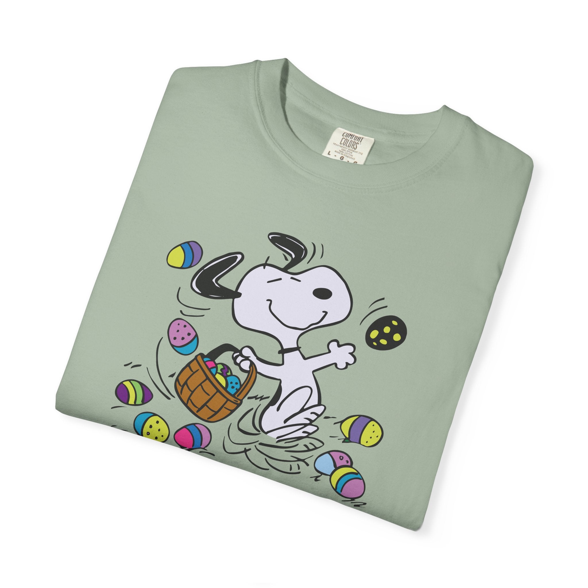Easter Snoopy T-Shirt — "Happy Easter" Cartoon Egg Hunt Tee