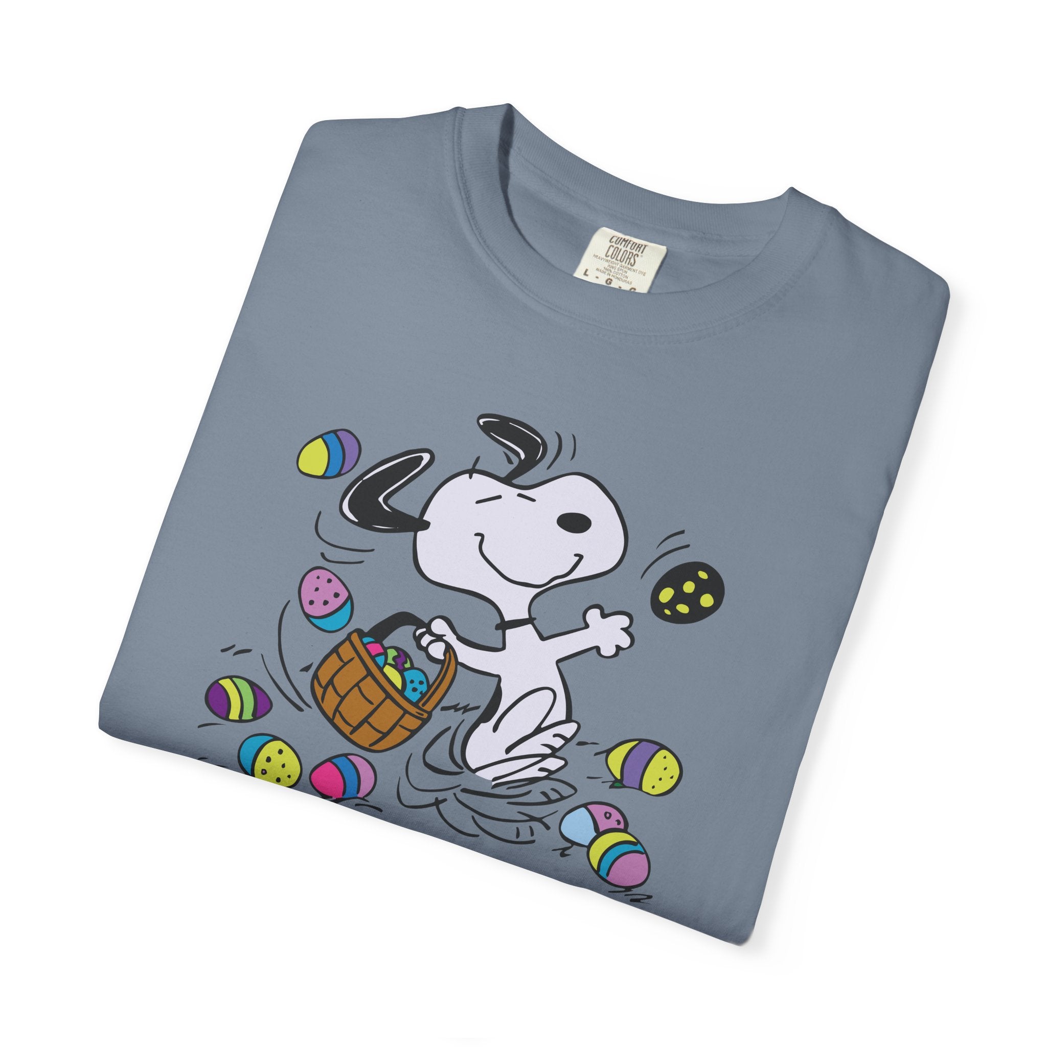 Easter Snoopy T-Shirt — "Happy Easter" Cartoon Egg Hunt Tee