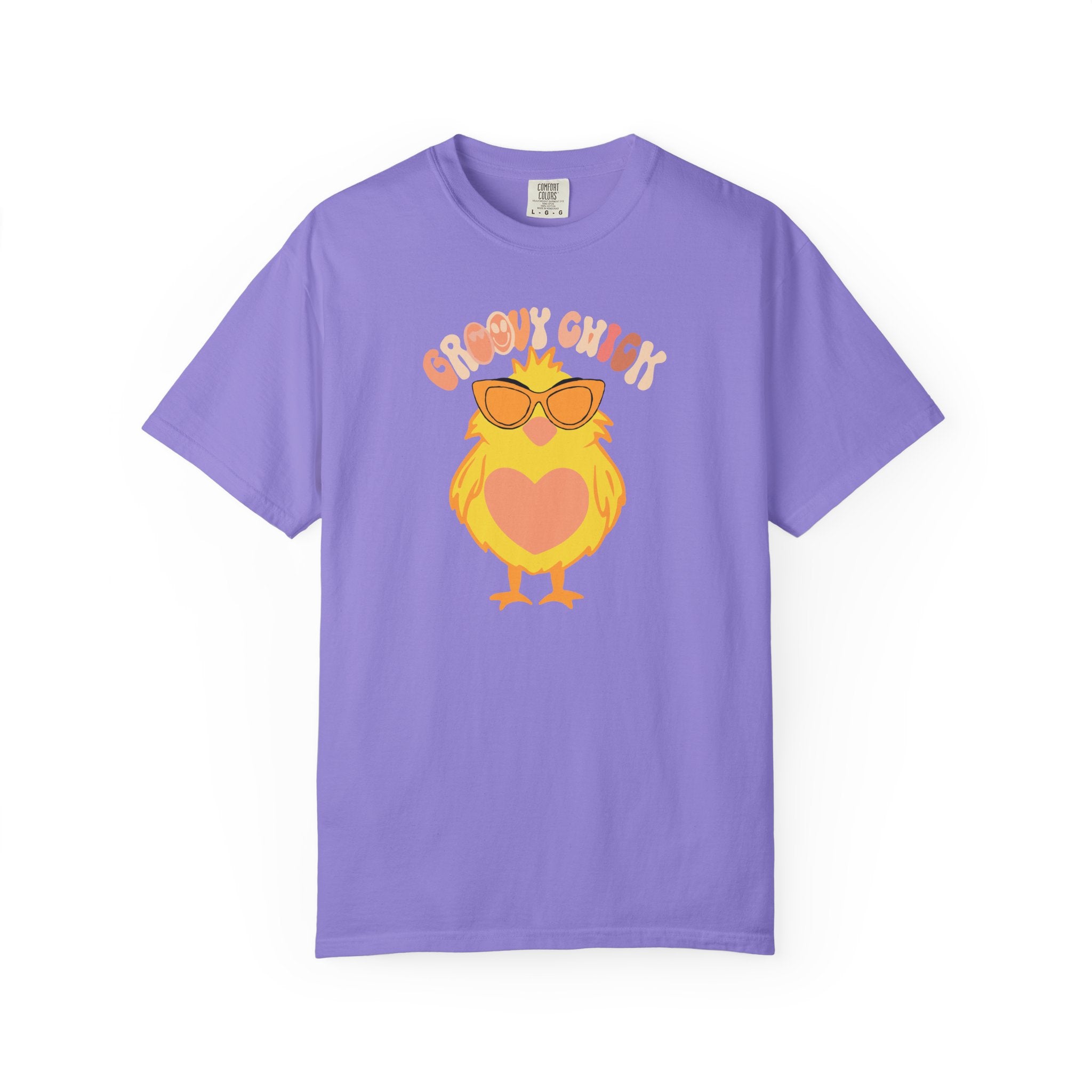 Chill Chick T‑Shirt — Cute Sunglasses Chick Graphic Tee