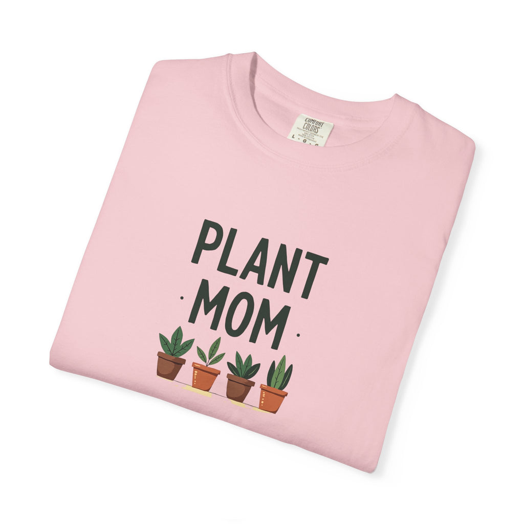 Plant Mom T-Shirt — Cute Potted Plants Graphic Tee for Plant Lovers