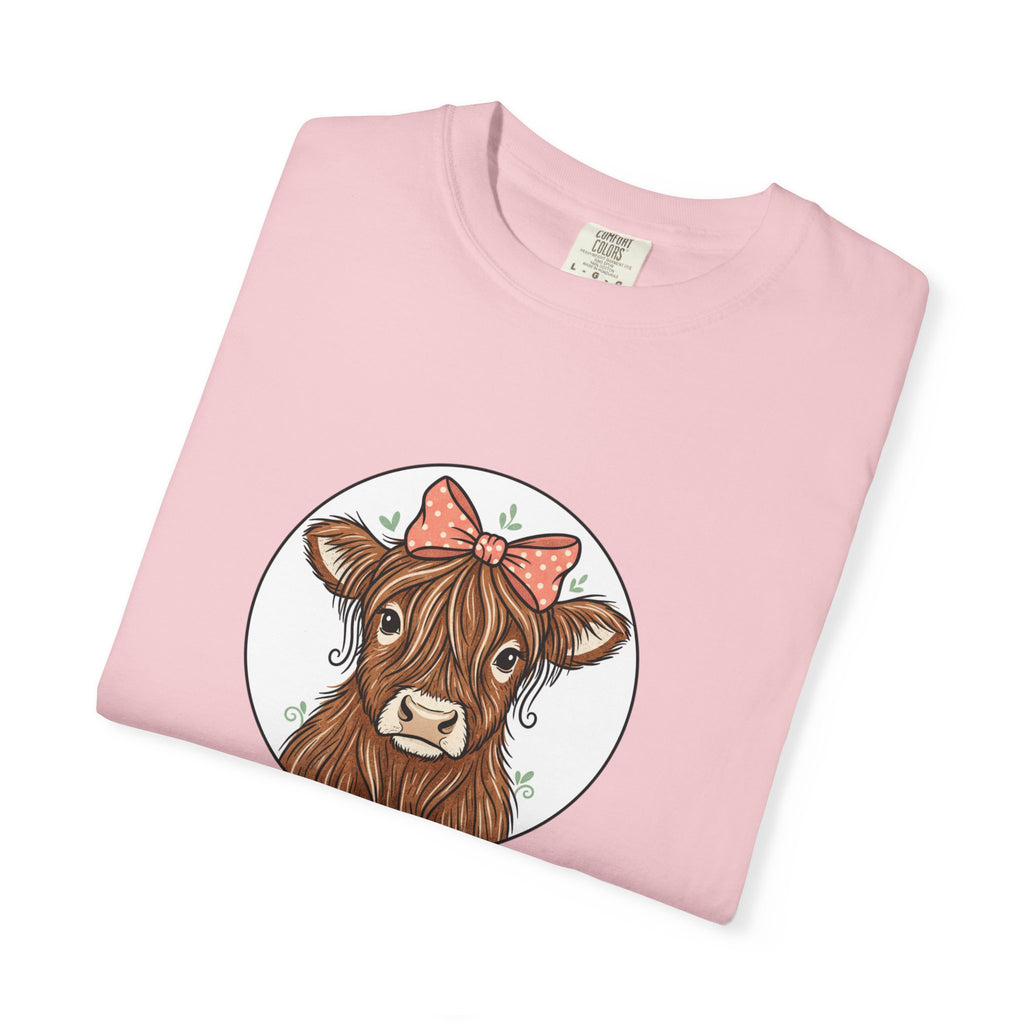 Highland Cow Tee — Cute Cow with Pink Bow Graphic T-Shirt