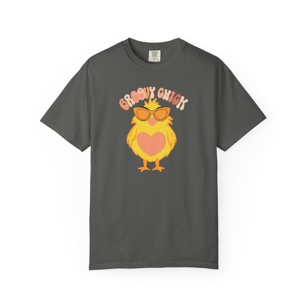 Chill Chick T‑Shirt — Cute Sunglasses Chick Graphic Tee