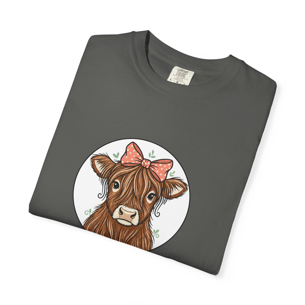 Highland Cow Tee — Cute Cow with Pink Bow Graphic T-Shirt