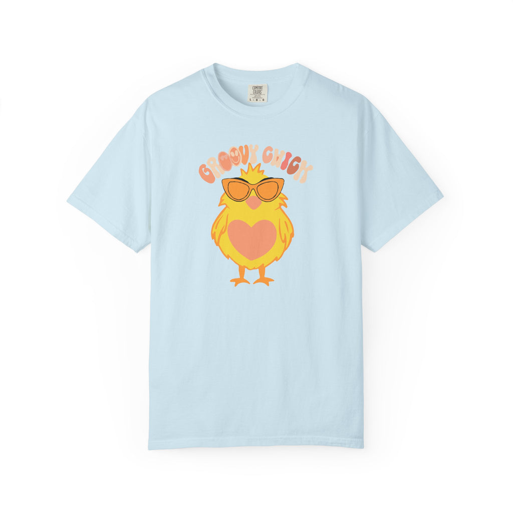 Chill Chick T‑Shirt — Cute Sunglasses Chick Graphic Tee