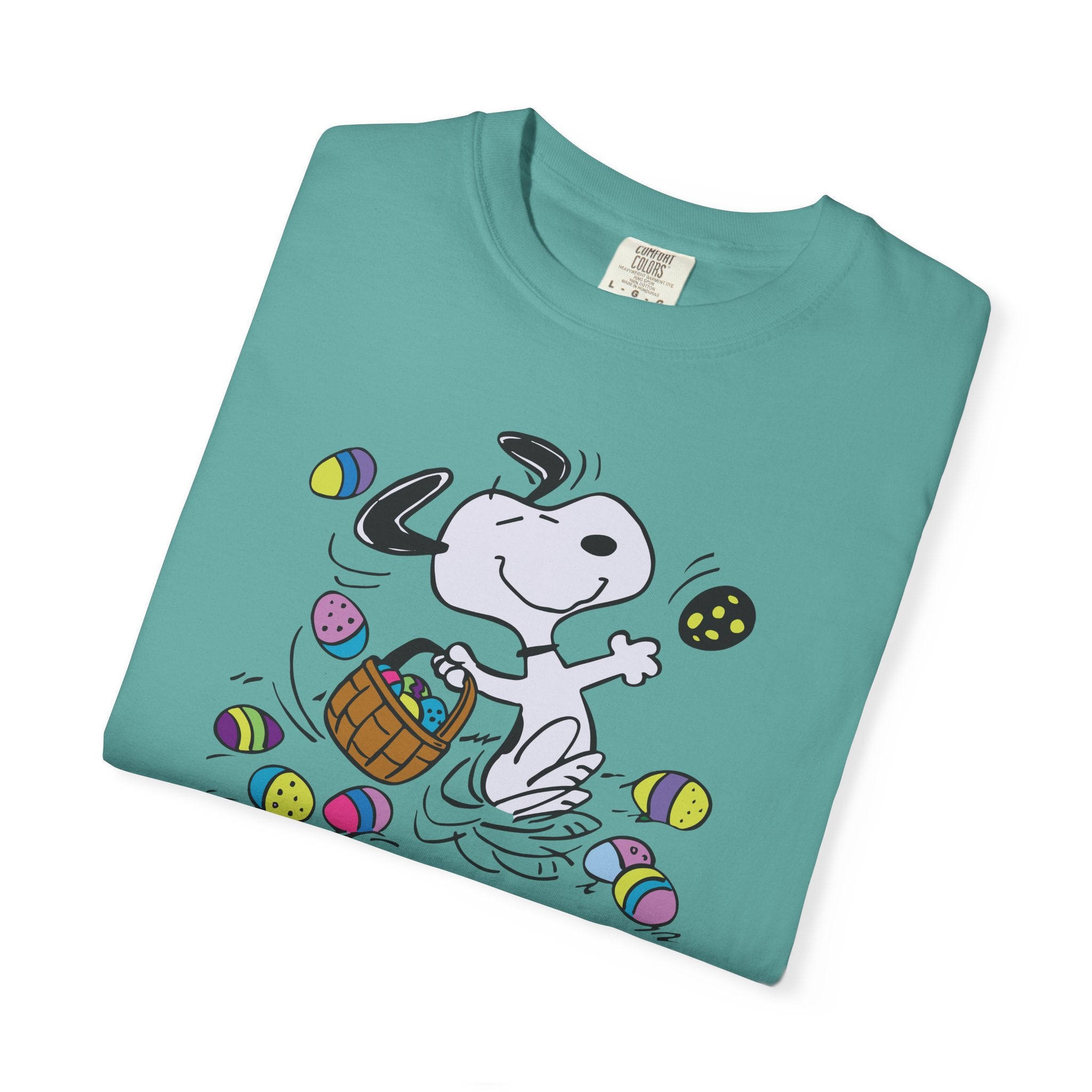 Easter Snoopy T-Shirt — "Happy Easter" Cartoon Egg Hunt Tee