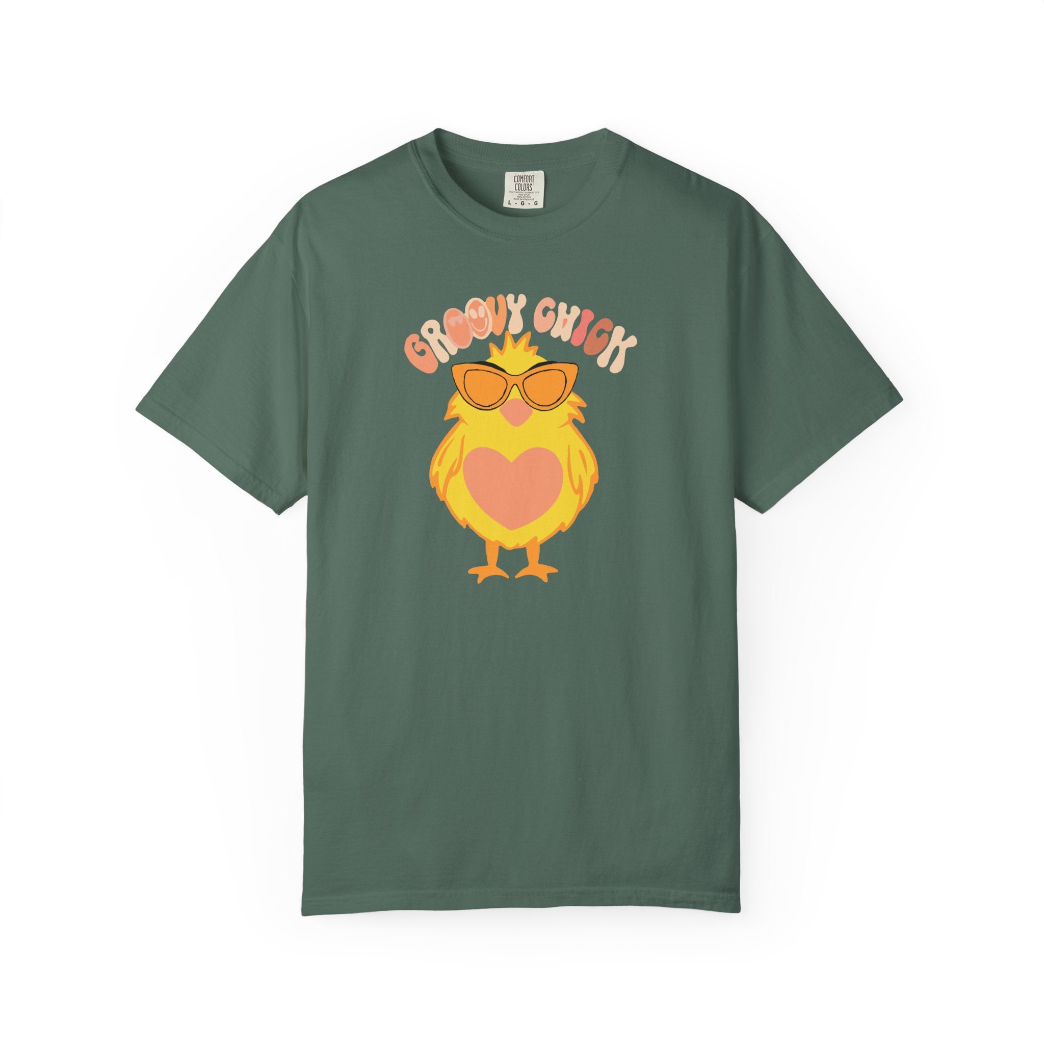 Chill Chick T‑Shirt — Cute Sunglasses Chick Graphic Tee