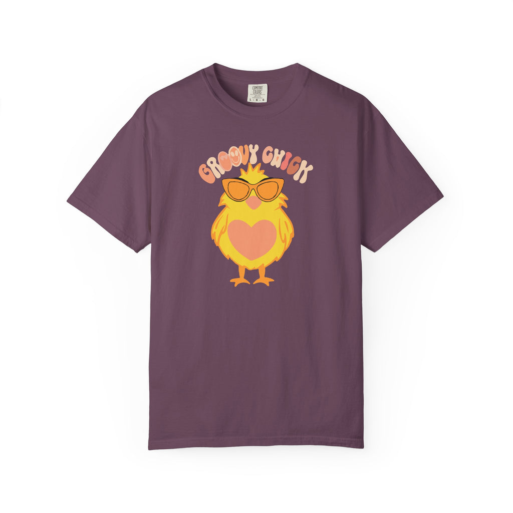 Chill Chick T‑Shirt — Cute Sunglasses Chick Graphic Tee